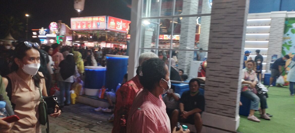 Menjelang penutupan Jakarta Fair 2022 atau Pekan Raya Jakarta (PRJ) Tahun 2022 di JIExpo Kemayoran,kota Jakarta Pusat,