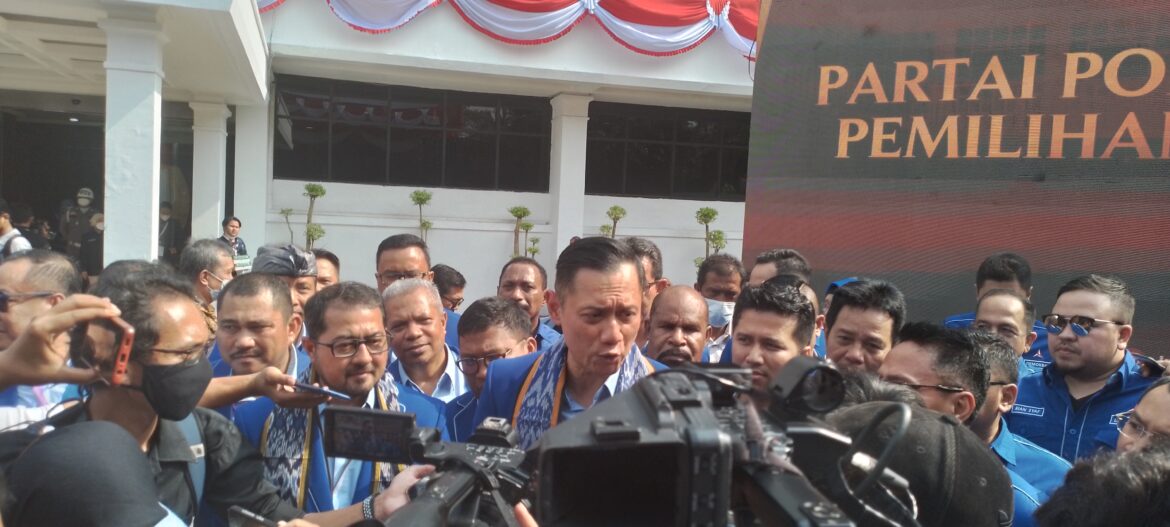 Partai Demokrat (PD) mendaftarkan diri sebagai calon peserta Pemilu 2024 ke KPU,