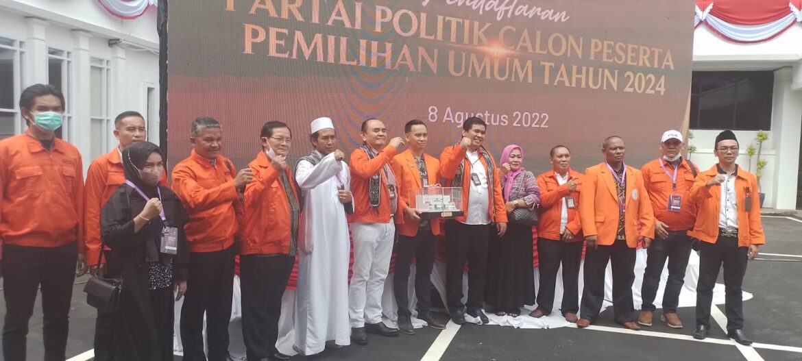 Partai Republiku Indonesia resmi mendaftar ke Komisi Pemilihan Umum (KPU