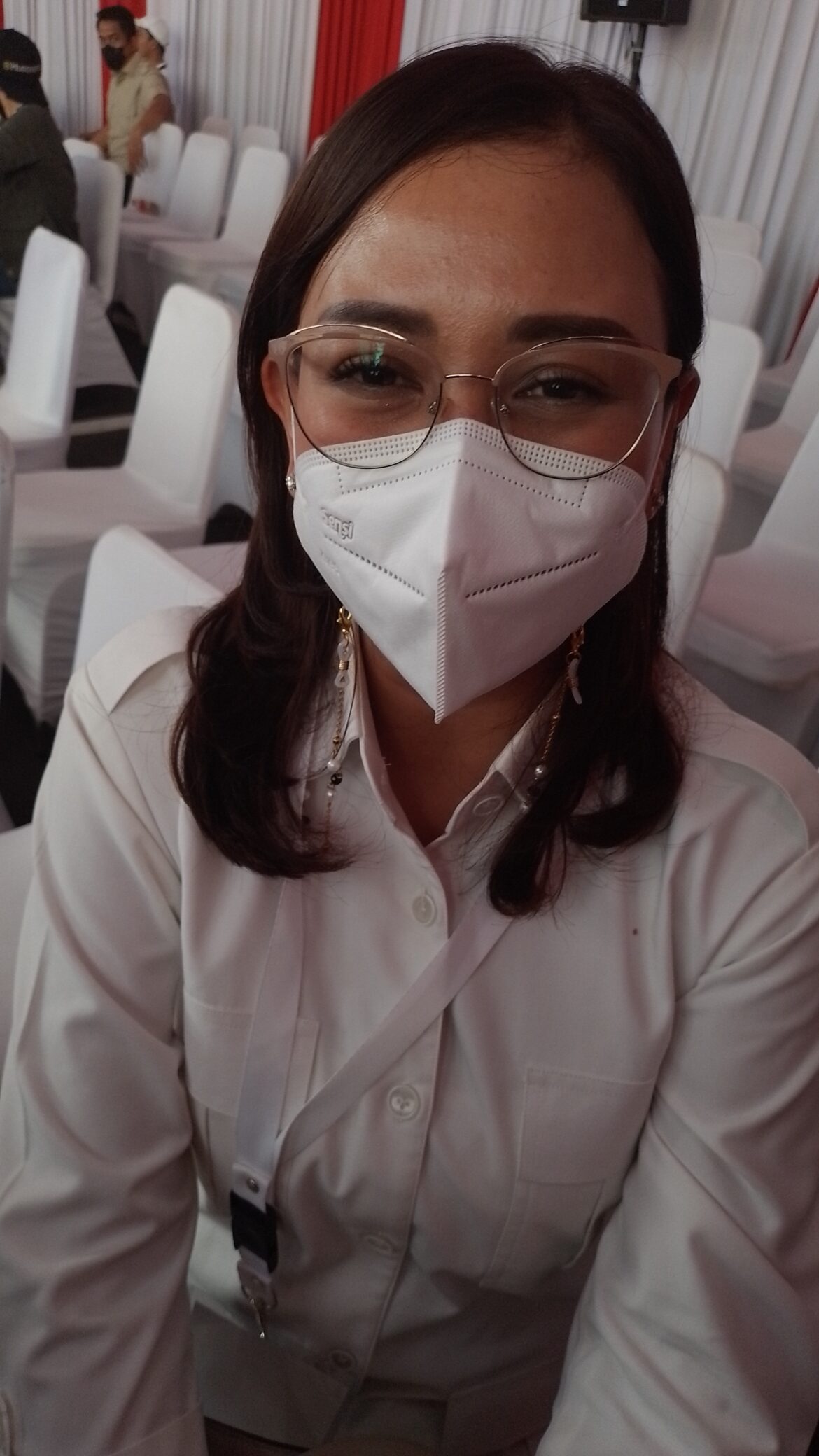 Martina anggota DPR dari Fraksi parta Gerindra Dapil Banten 3 hadir pendaftaran KPU