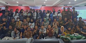 Seminar Nasional FISIP UMT, Mahasiswa Harus Perdalam Nilai-Nilai Pancasila. Mahasiswa FISIP UMT Sukses Gelar Seminar Nasional Pancasila.