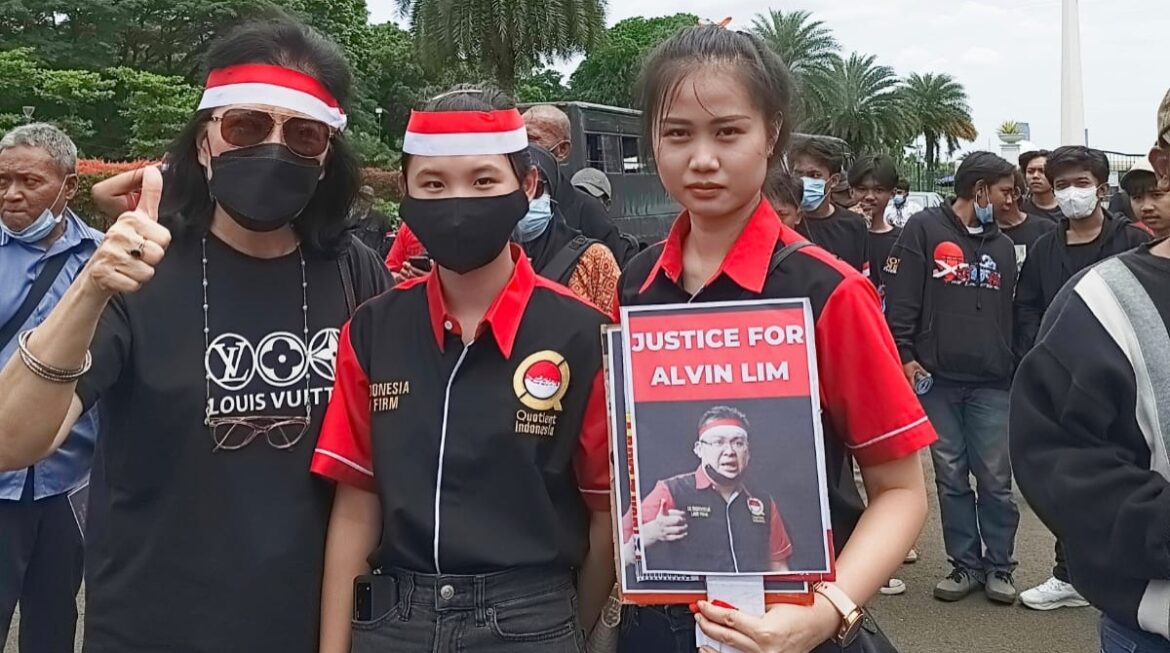 Kami harap Tante Natalia Rusli bertobat dan insyaf, sadar akan perbuatannya menipu korban Investasi bodong tidak baik.