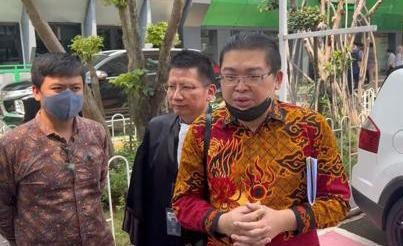 Indonesia adalah Negara hukum. Keadilan hukum harus ditegakkan oleh penegak hukum di Indonesia demi memberikan rasa keadilan bagi masyarakat.