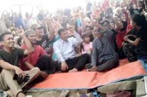 Sosialisasi ini bertujuan untuk memastikan dan meminimalkan kesalahan pemilih yang akan datang sehingga warga diharapkan suarannya.