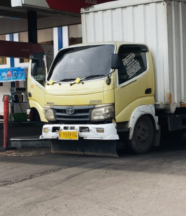 Kosumen pengendara bermotor agar pihak berlakukan adil pada hukum, kedua-kedua tangkap.