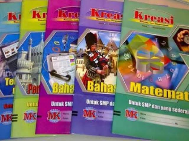 Diduga bahwa seorang tua murid merasa tak mampu bayar buku LKS.