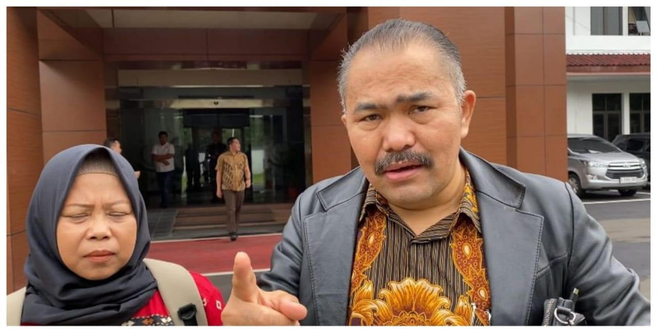Komarudin minta pada pd pasar kutabumi harus bersikap adil pada pegang pasar.