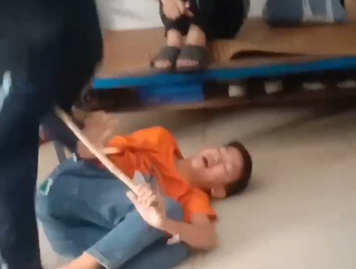 Ibu-ibu juga minta di usut tuntas pelaku dan pondok pasyantren.