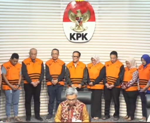 KPK TANGKAP TANGAN PELAKU KORUP,  WAMENAKER DAN TIM