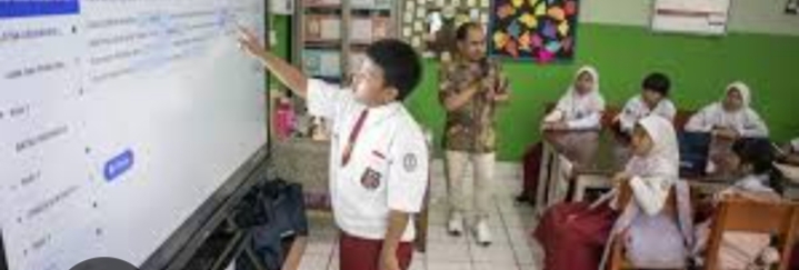Inovasi baru dalam proses belajar mengajar Di kota Tangerang Banten Dengan Panel Interaktif